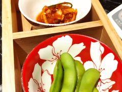 -山川小町·极番烧肉(新地假日广场店)