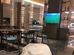 -大连星海皇冠假日酒店