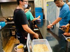 自助取餐区-茅老太臭豆腐