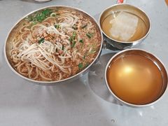 -正宗杨记普洱酸醋米线(总店)