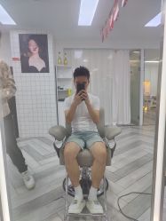 -米娜护肤造型