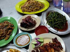 -黄亚华小食店(Jalan Alor)