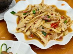 腊肉炒笋-途中饭店(开化店)