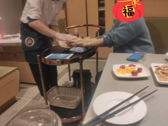 -海底捞火锅(高新万达店)