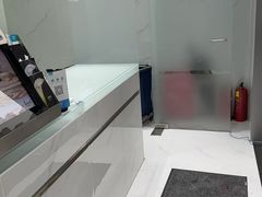 -福奈特洗衣洗鞋(宝山一二八纪念路店)