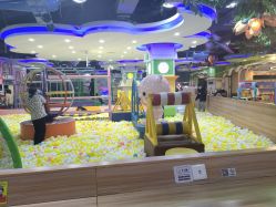 -菲菲羊乐园(临平银泰城店)