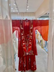 -一揽芳华汉服旗袍体验馆(拙政园店)