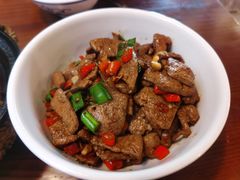 -钟掌勺忘不了地道湘菜(新天地假日广场店)