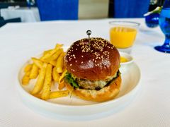 -AZUR聚(香格里拉饭店)