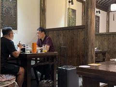 -聚汇三少·龙虾·中餐厅(莫邪路新天地店)