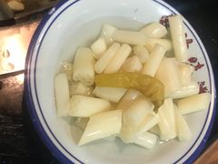 -三里屯土灶炖公鸡地锅鸡(江东店)