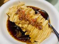 -万龙洲海鲜(大兴绿地缤纷城店)