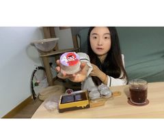 泡泡玛特盲盒芝士蛋糕-好利来(永定路店)