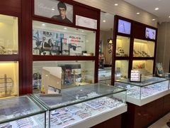 -吴良材眼镜(北中路店)