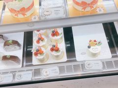 -花花卷卷·鲜食蛋糕(静安久光百货店)
