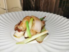 三葱炒花胶-景忆川·川粤菜