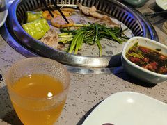 -金滏山烤肉·海鲜·火锅自助餐厅(襄阳万达店)