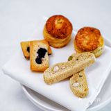 🍰 45层云端直面三件套，春日下午茶必打卡‼️