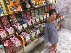 -VENCHI 闻绮(北京国贸商城店)