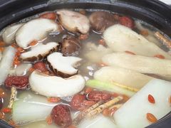 -花苑美食横琴生蚝火锅(拱北粤华路店)