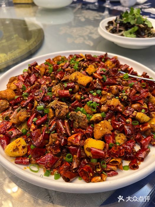 富乐山酒店(西黄城根北街店)辣子鸡图片
