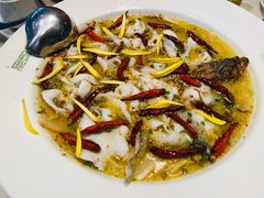 -渔语鱼酸菜鱼新川菜(来福士店)
