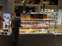 面包甜点陈列柜-好利来(龙首印象城店)