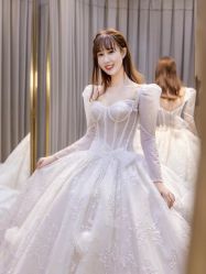 -不晚国际婚纱礼服