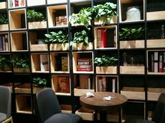 -万利隆·活力烘焙(人民路店)