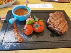 厚切肉眼扒-原石牛扒·约会餐厅(龙城万科里店)