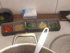 -喃喃椰·糟粕醋·椰子鸡火锅(七堡花园店)
