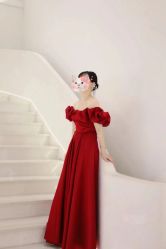 -艾米丽婚纱礼服