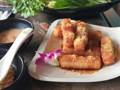 -三人行骨头王火锅(长寿店)
