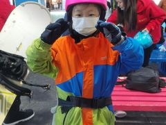 -乔波室内滑雪场