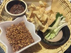 -鲁菜根·泰安菜(万达店)