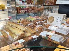 -好利来(彩香店)