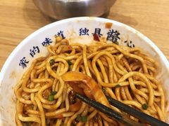武汉热干面-文叔·湖北名小吃·小龙虾(华强北店)