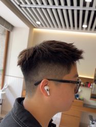-MARTIN'S BARBER SHOP男士理发馆