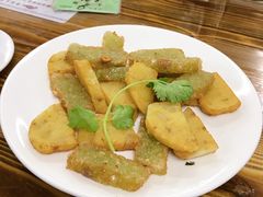卷章拼盘-正宗普宁豆干坊·洪记砂锅粥(红领巾路店)