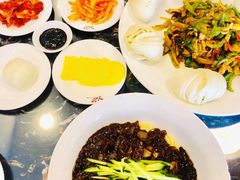-桃园中华料理炸酱面(燕儿岛路店)