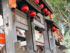 -磁器口古镇