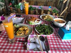 -Jungle Kitchen