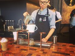 星巴克&nbsp;全黑围裙店(太古里店)-星巴克(成都太古里二店)