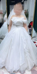 -NaNa婚纱礼服馆