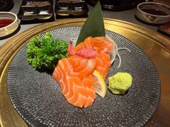 三文鱼刺身-板前十胜·和牛烧肉专门店(北京总店)