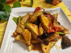 -天天向上素食餐厅(五台山店)
