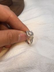 -威德钻石-克拉钻大本营(南京东路店)