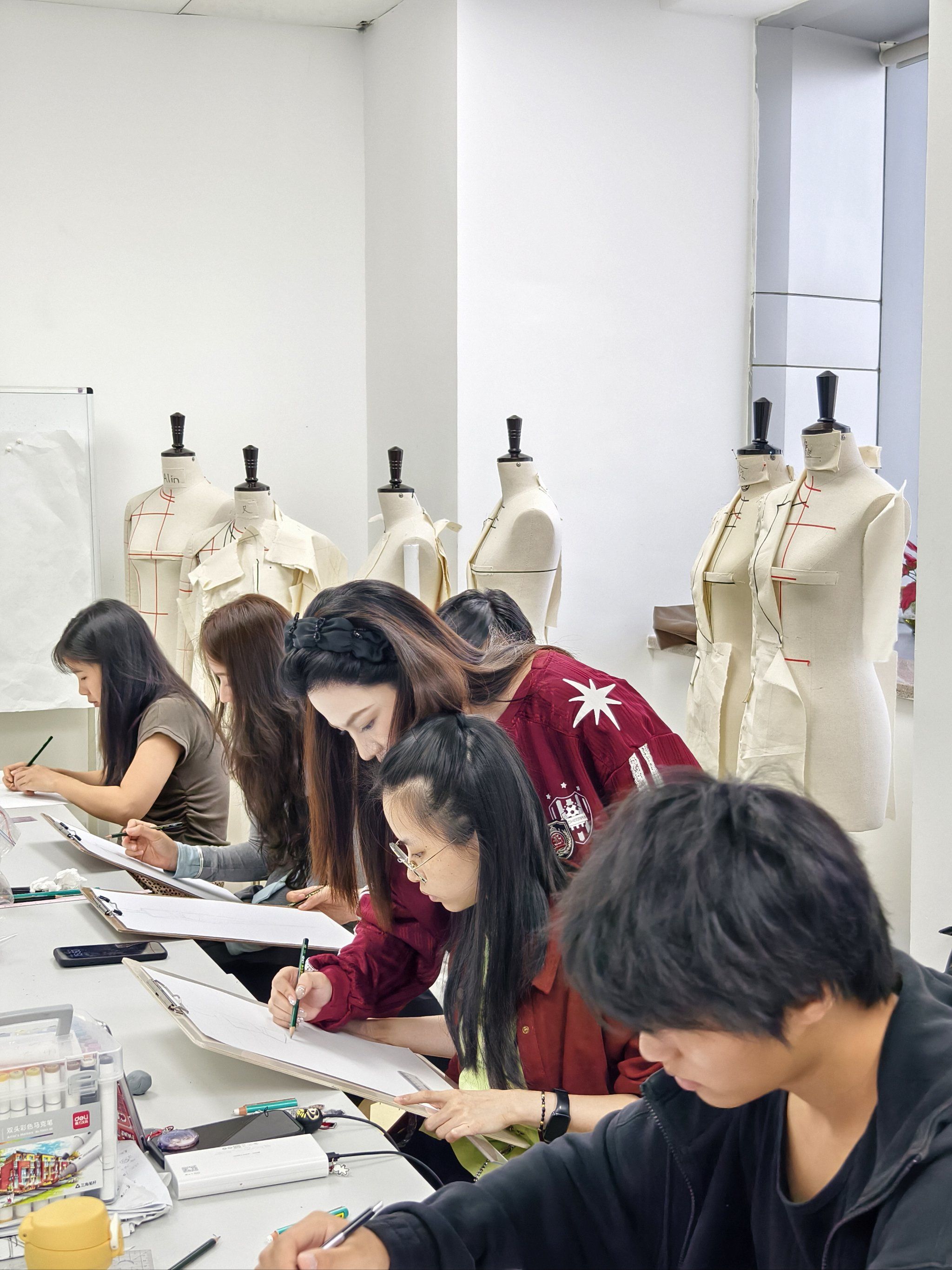 听说广州的小白都来这里学设计,专业讲解有耐心