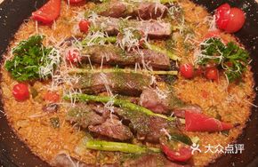 Steak with Bamboo Shoots and Basil Rice