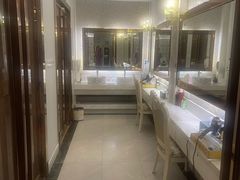 -黄金水汇·美食(文锦渡店)